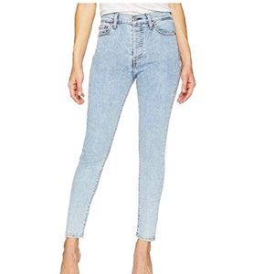 Levi Wedgie Skinny!!!